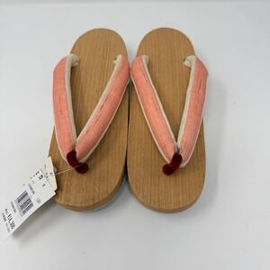 Japanese Geta Wooden Platform Sandals Size 7 Coral Fabric Straps NWT Women's
